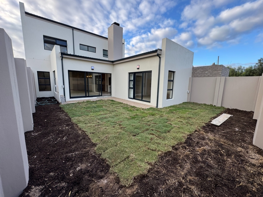 4 Bedroom Property for Sale in Sandown Western Cape